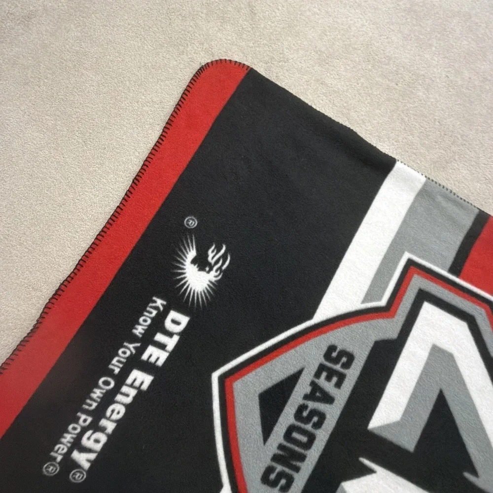 Grand Rapids Griffins Blanket Rally (Detroit Red Wings AHL Affiliate 60
